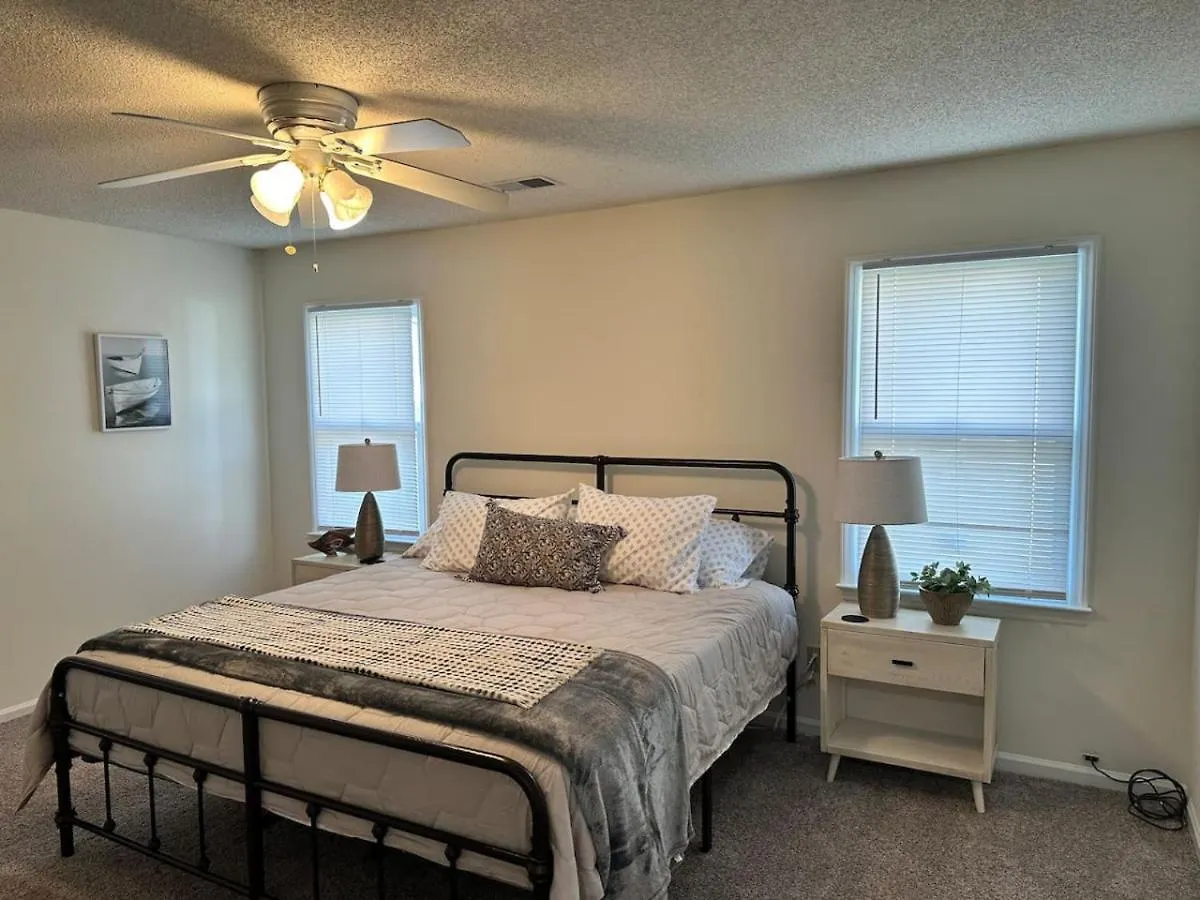 Your Cozy Retreat In Charlotte