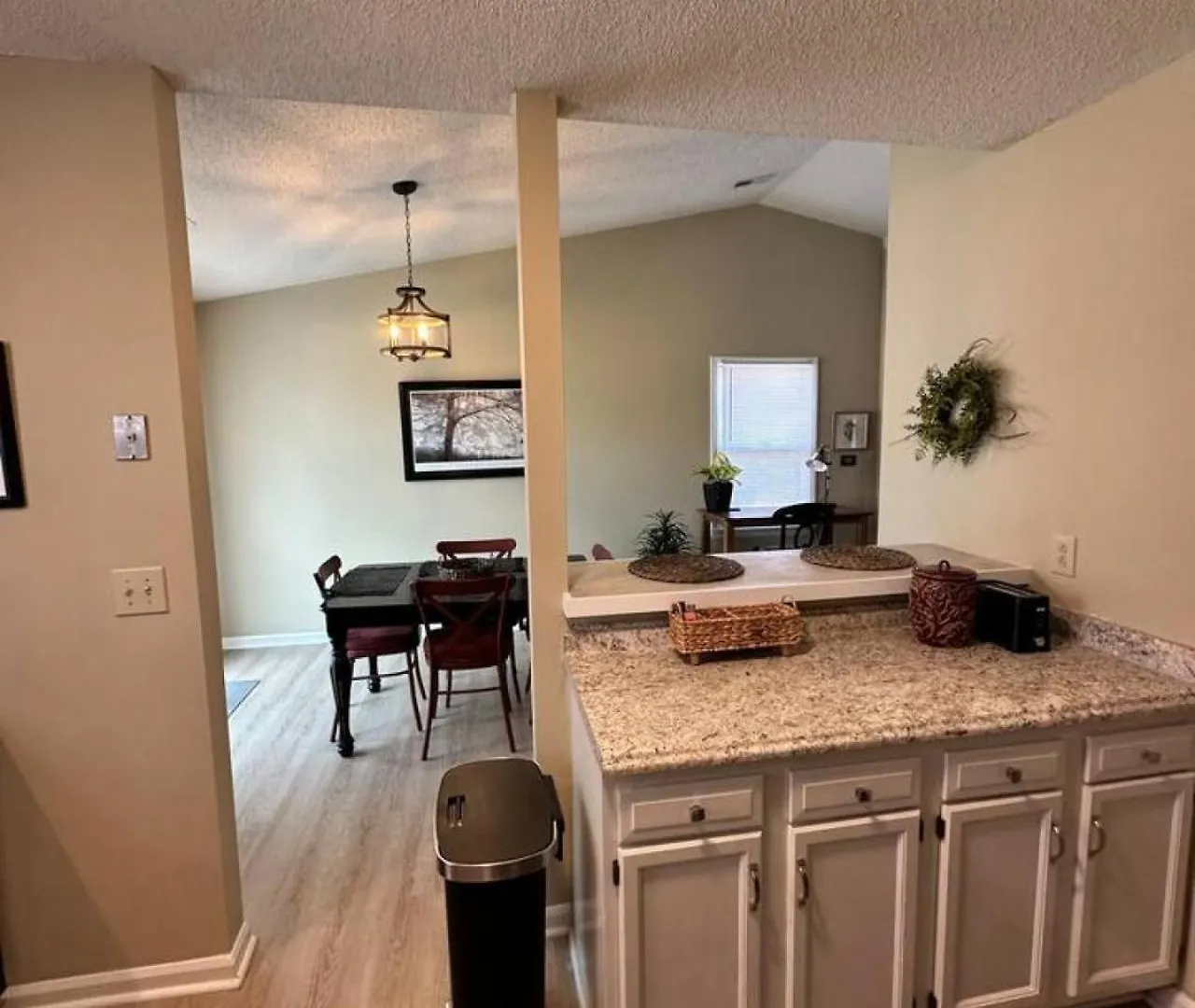 Your Cozy Retreat In Charlotte 0*,